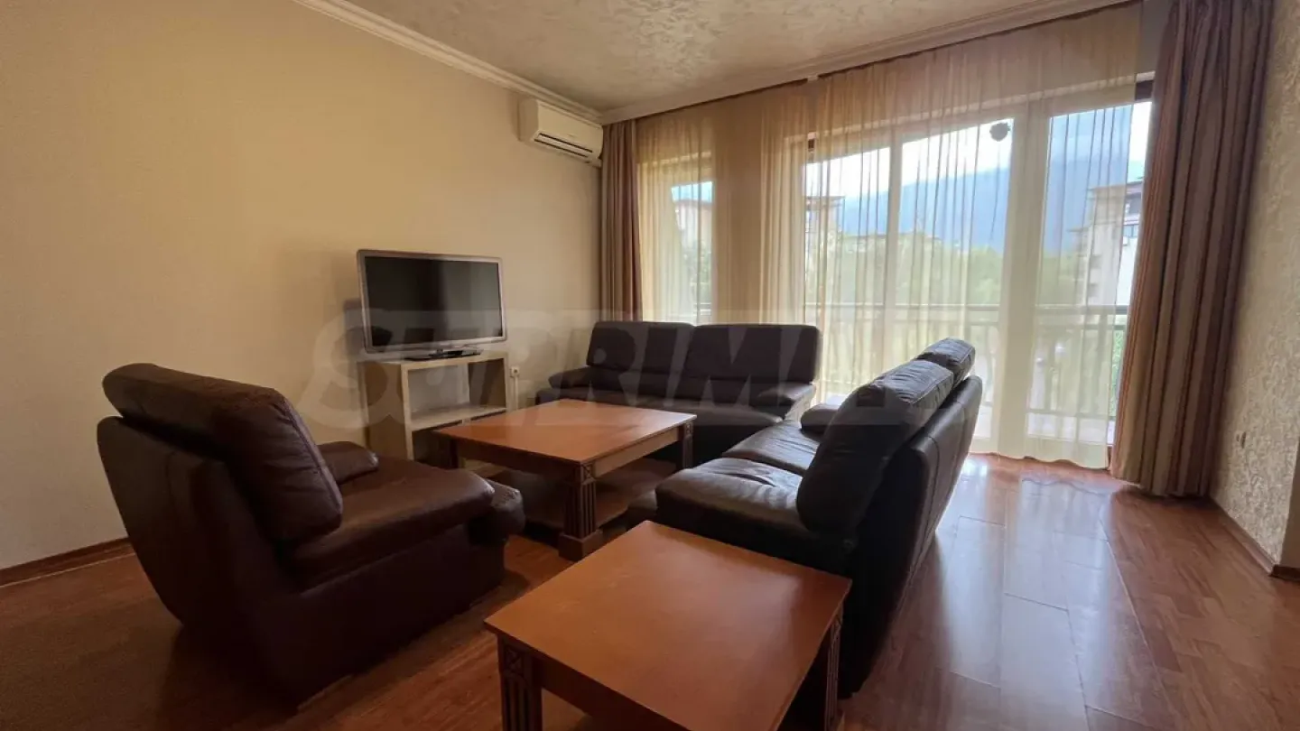 Spacious 3-Bedroom Apartment with Garage in "Maxi" Complex, Sofia - Image 5