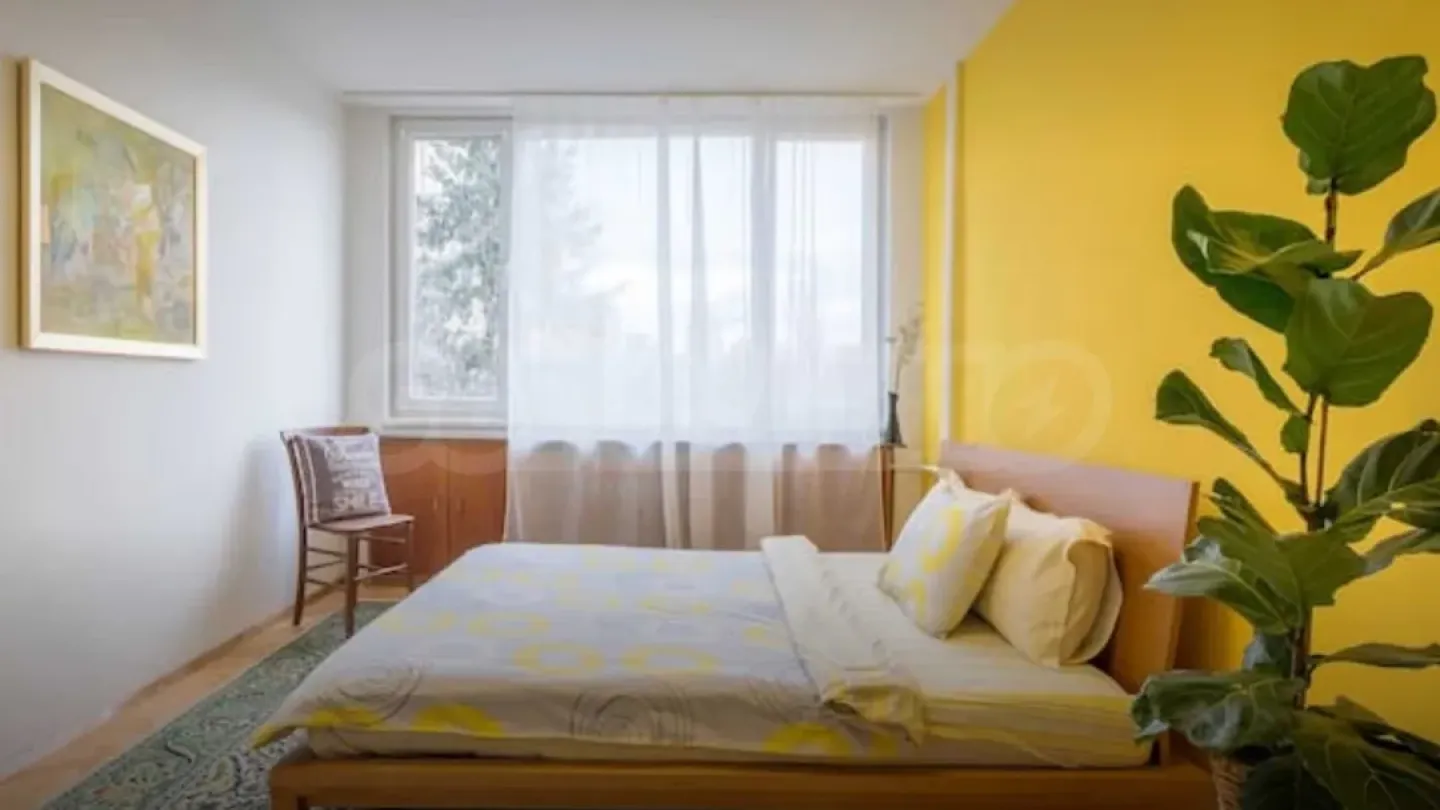 South Park View, 2 Bed Apartment - Sofia - Image 2