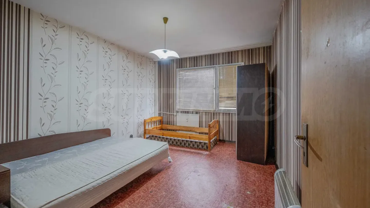 Spacious 2-Bedroom Apartment Near Metro in Sofia - Image 2