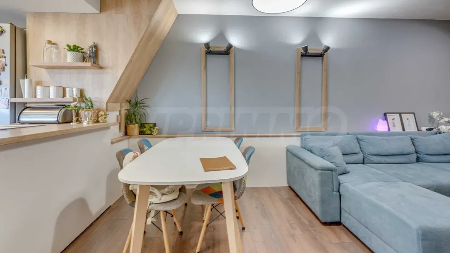 Spacious 3-Bedroom Apartment with Panoramic Views in Sofia - Image 3