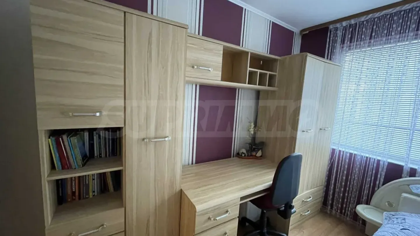 Spacious Fully Furnished Apartment in Varna's "Zimno Kino Trakia" - Image 1