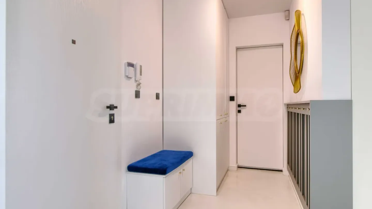 Stylish Fully Furnished Apartment in Plovdiv's Christ Smienski Area - Image 1