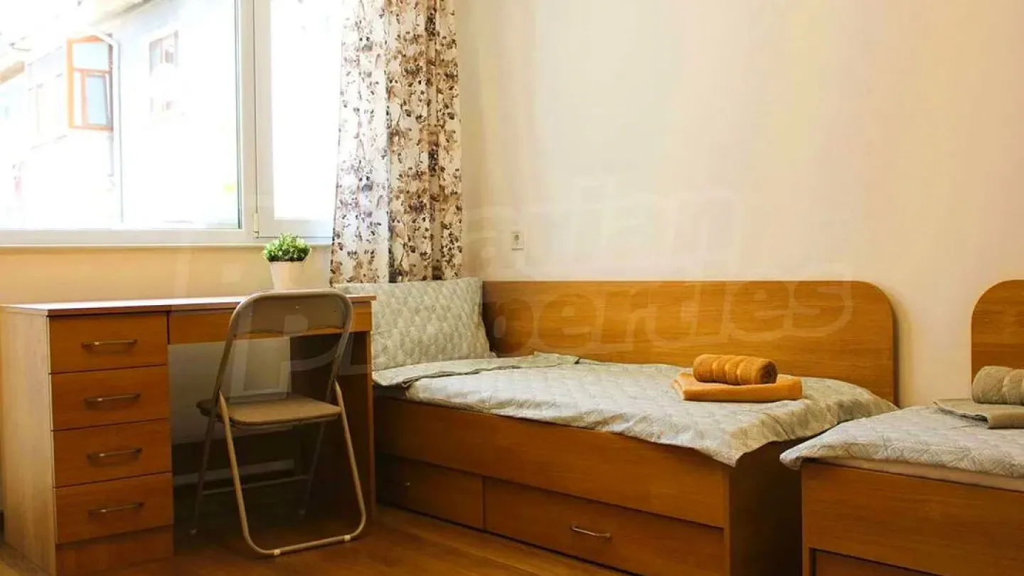 Spacious Fully Furnished 2-Bedroom Apartment in Plovdiv's Center - Image 4