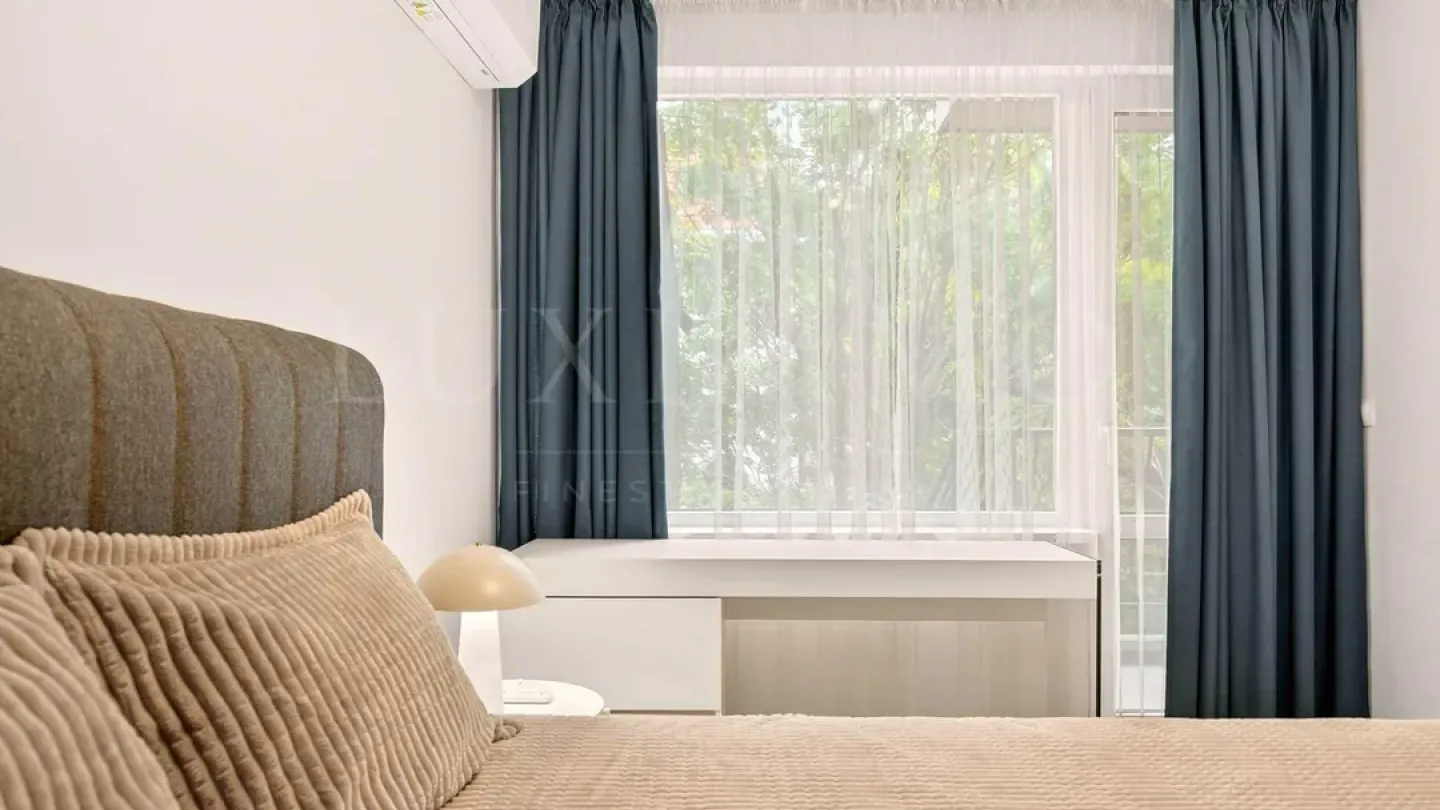 Stylish One-Bedroom Apartment in Varna's Heart – Fully Furnished - Image 2