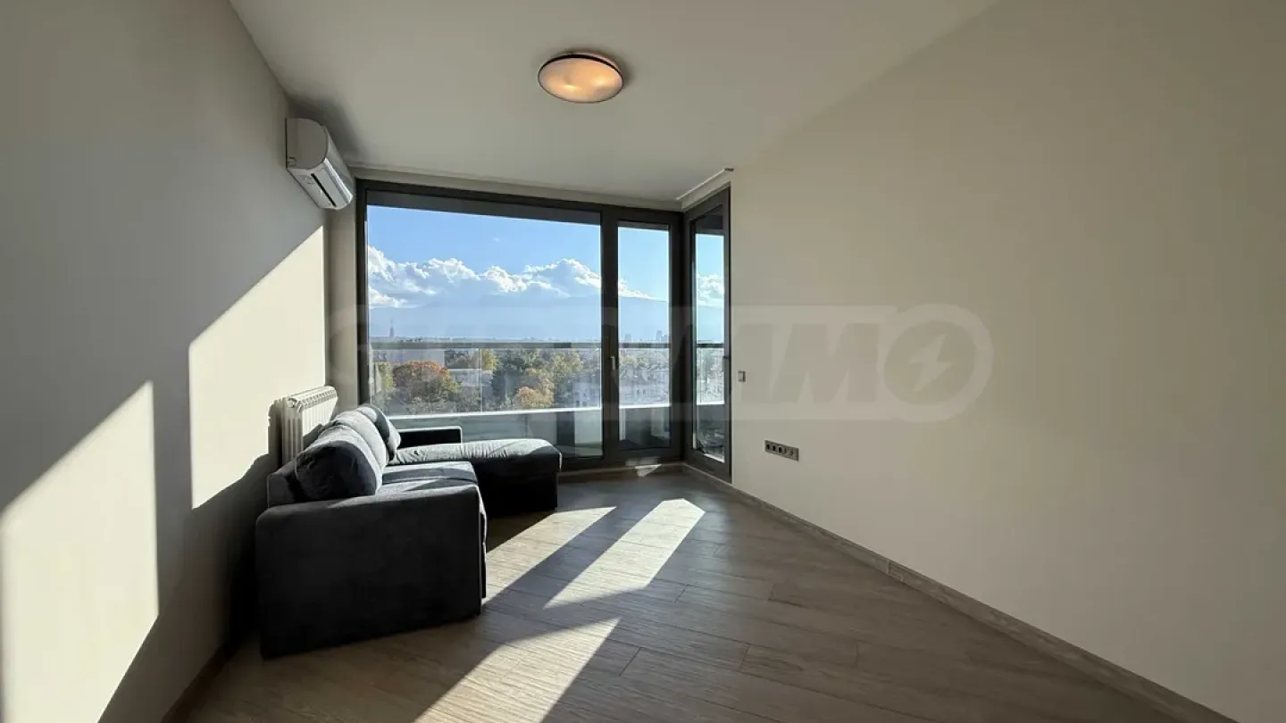 Sunny 2-Bedroom Apartment - Park & Vitosha Views - Image 2