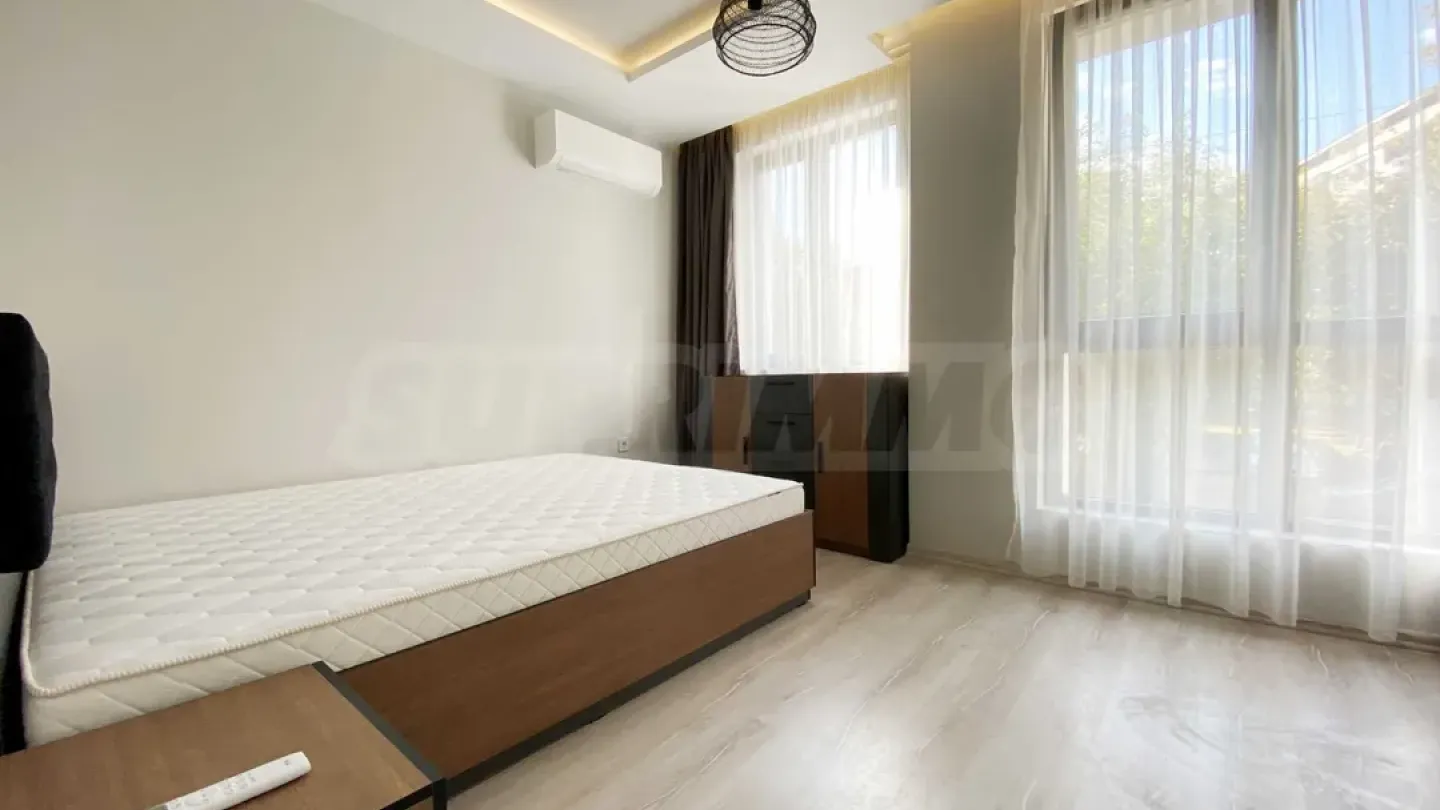 Stylish 3-Bedroom Apartment for Rent in Central Plovdiv - Image 2
