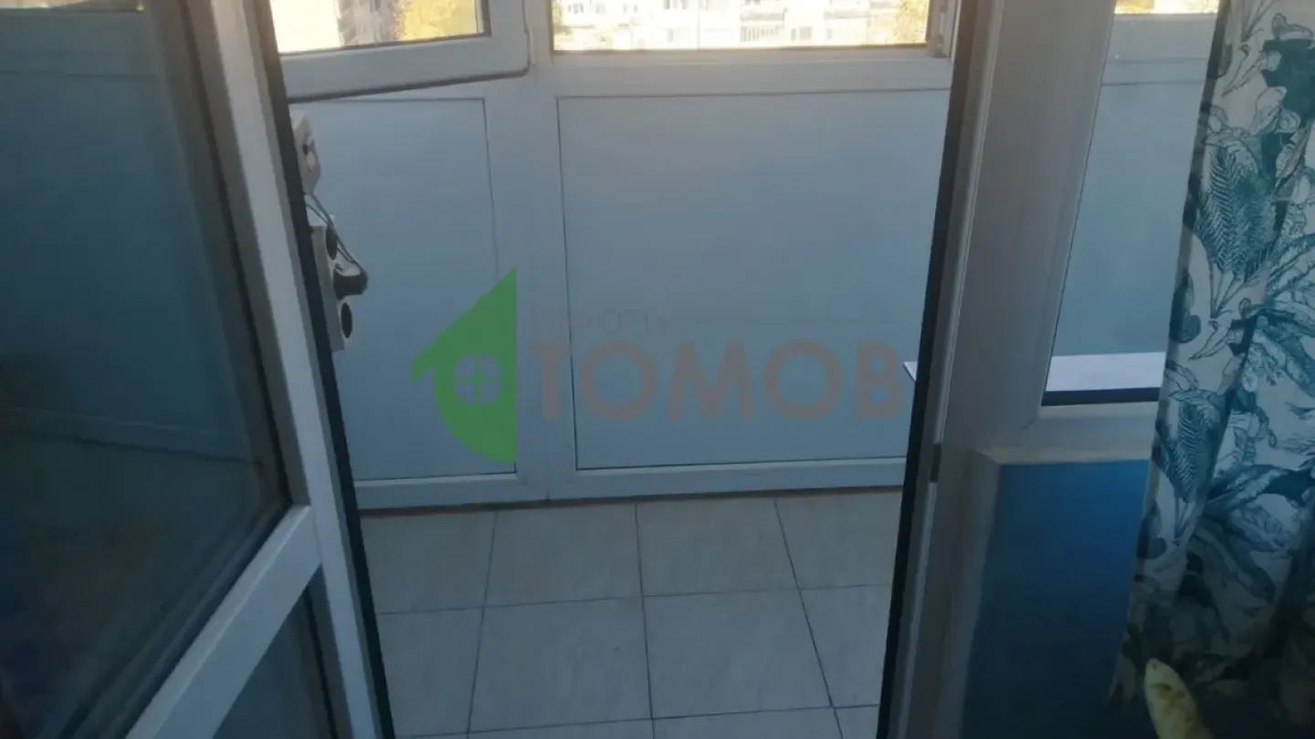 Spacious Two-Bedroom Apartment in Ruse's Rodina 2 District - Image 2