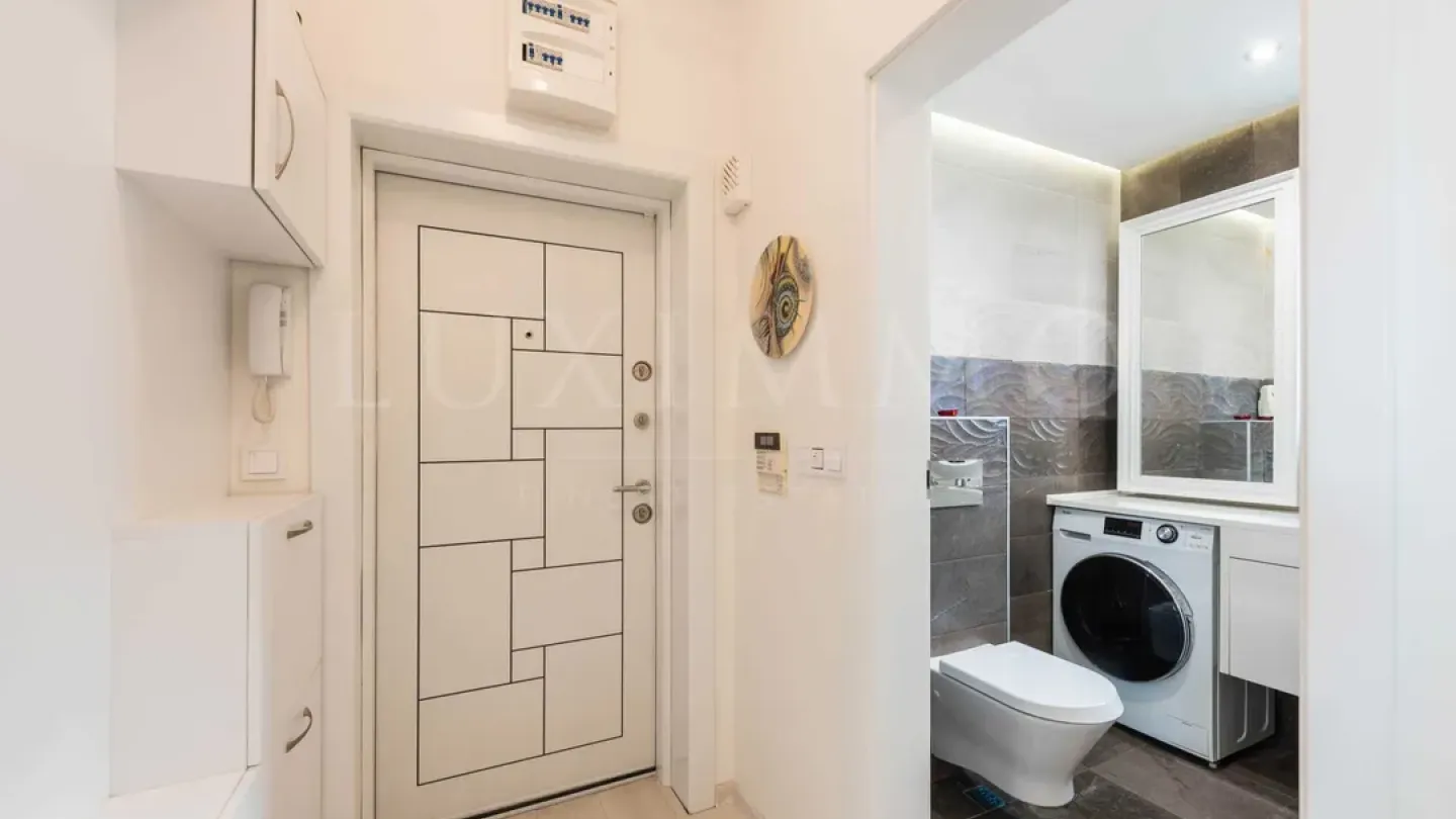 Spacious Levski Apartment with Sea View & Parking - Image 3