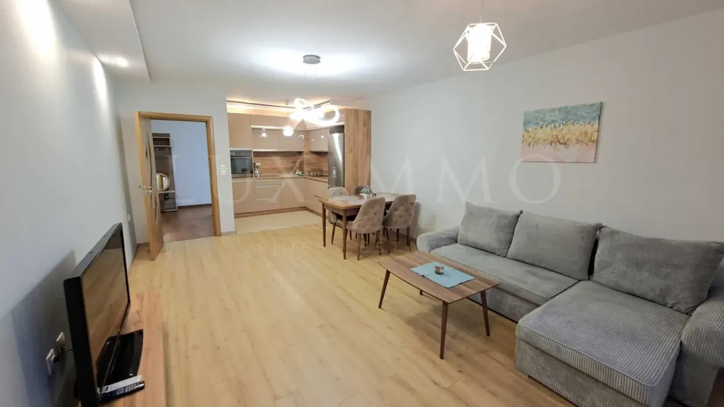 Stylish One-Bedroom Apartment in Varna's Levski District - Image 4