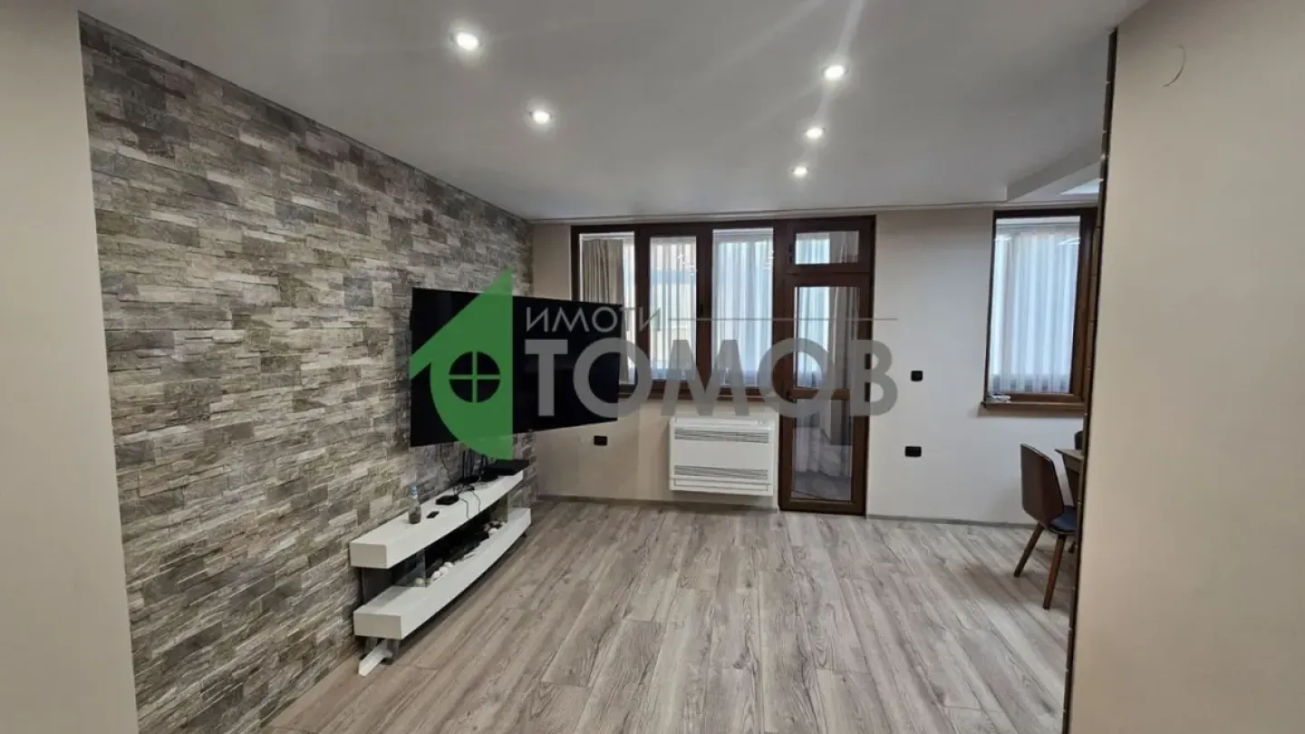 Spacious Fully Furnished Apartment in Stara Zagora City Center - Image 3