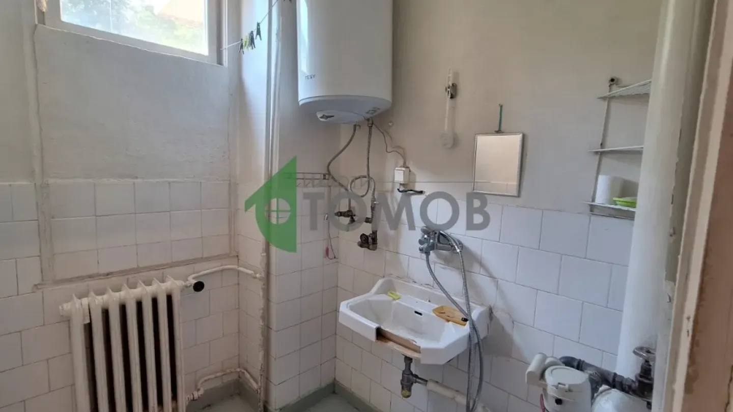 Spacious 3-Bedroom Apartment in Stara Zagora Center – Great Value - Image 1