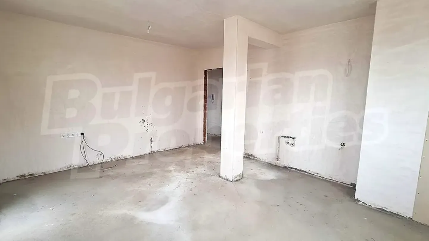 Spacious Plovdiv Apartment: Rhodope Mountain & Terrace Views - Image 5