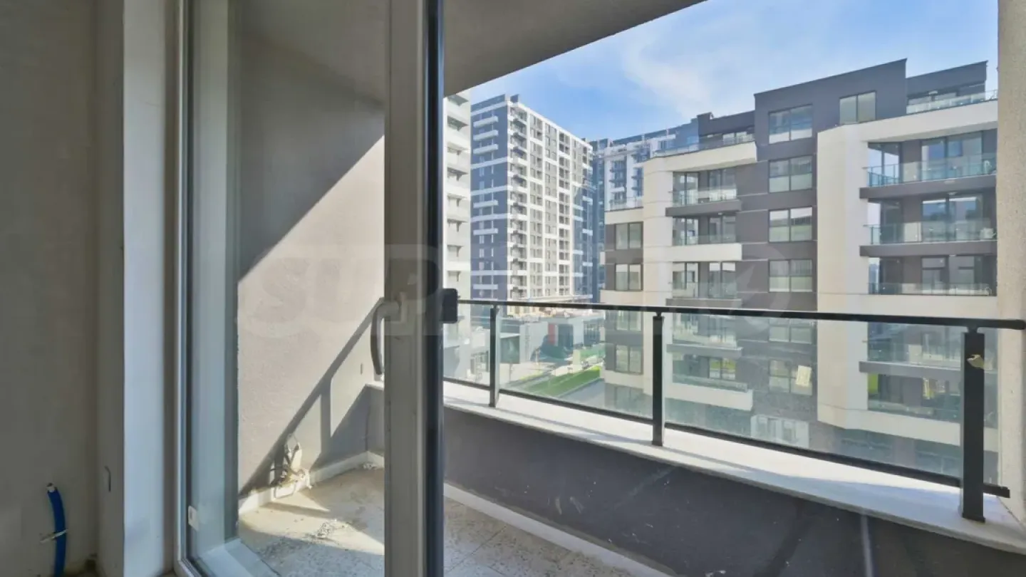 Spacious 3-Bedroom Apartment Near Metro Sofia, Bulgaria - Image 1