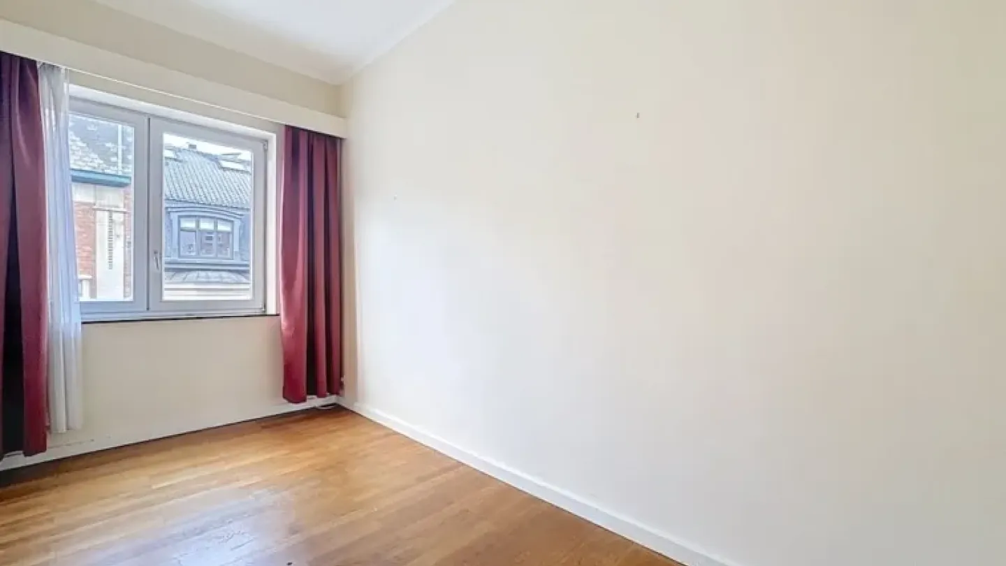 Stylish Brussels Apartment Near Place d’Arezzo – 2 Bedrooms - Image 3