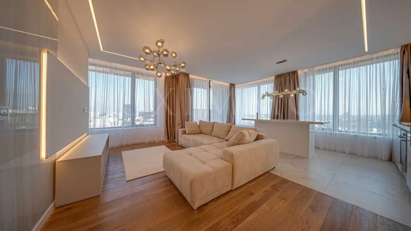 Spacious, Fully Furnished Apartment with Mountain Views - Image 4