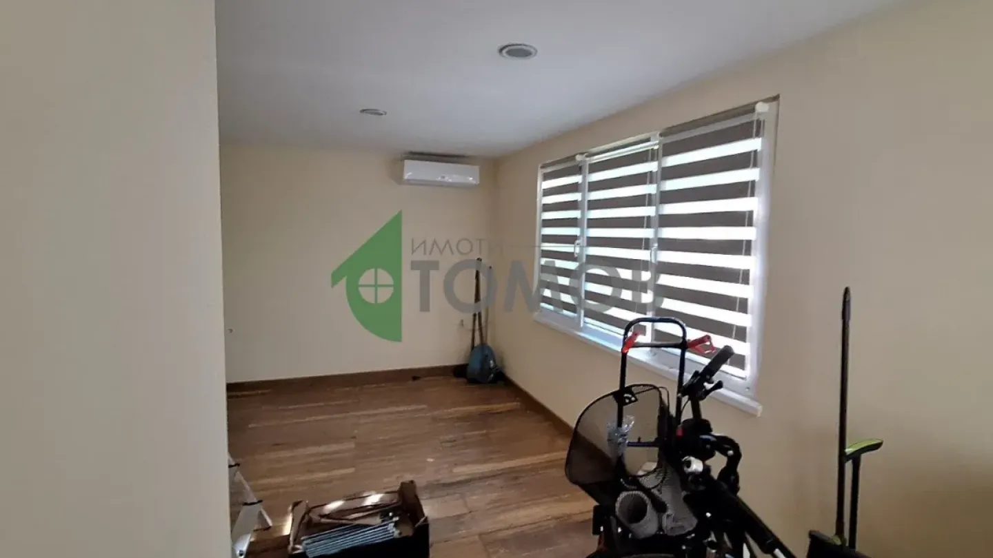 Spacious Fully Furnished Apartment in the Heart of Stara Zagora - Image 1