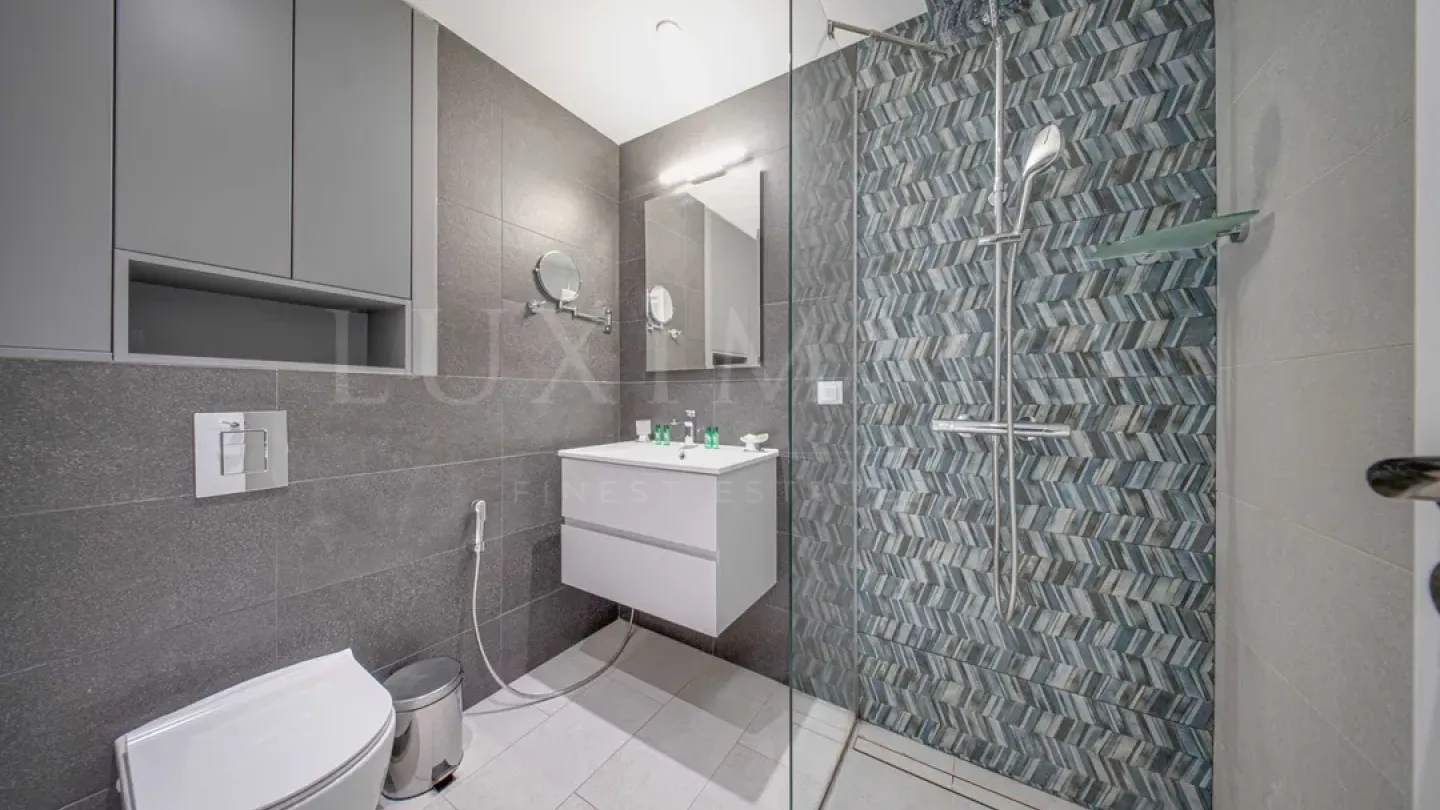 Modern 1-Bedroom Apartment in Manastirski Livadi, Sofia - Image 3