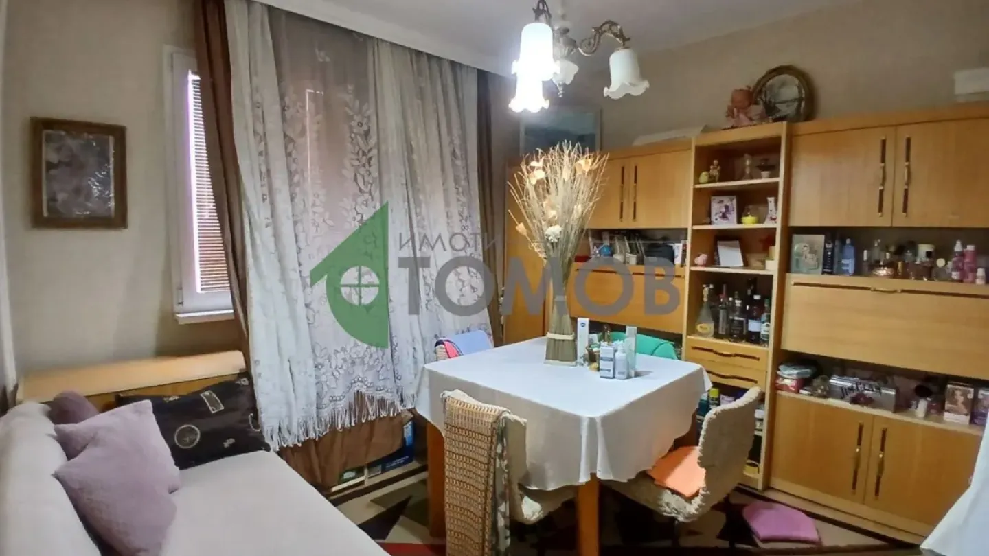 Spacious Two-Bedroom Apartment in Stara Zagora – Sunny Location - Image 1