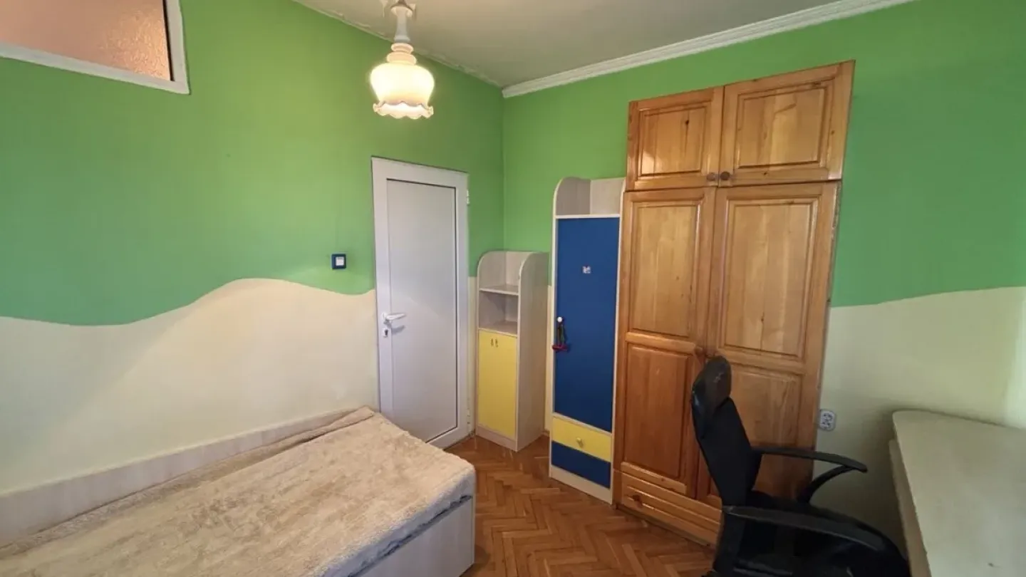 Stylish Fully Furnished Apartment in Stara Zagora's Top Center - Image 5