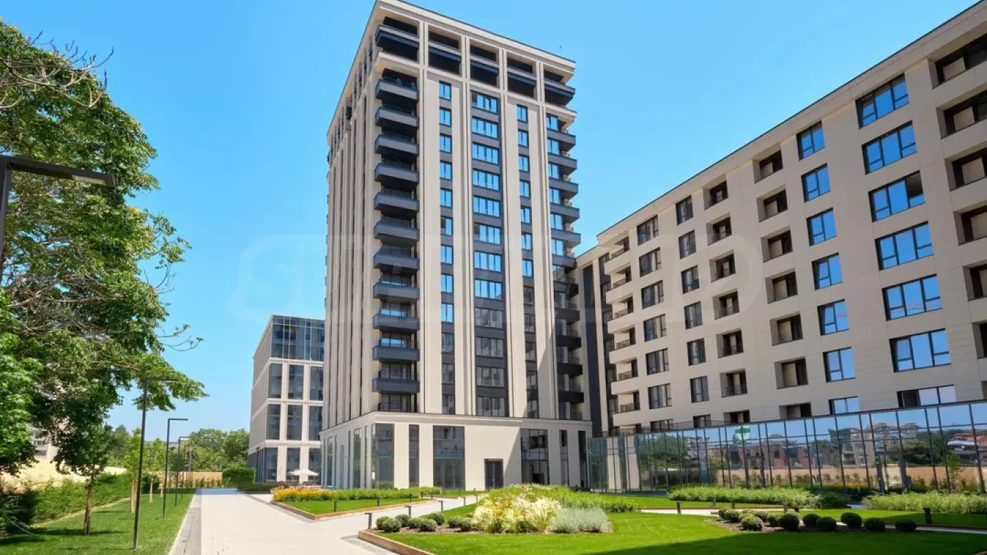 Luxury 2-Bedroom Apartment in Plovdiv Center - Image 3