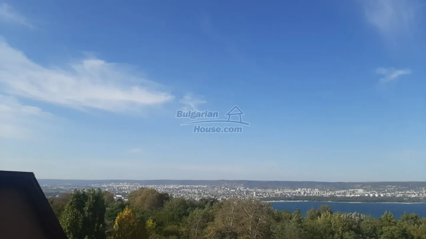 Spacious Sea View Apartment in Varna's Galata District - Fully Furnished Gem - Image 2