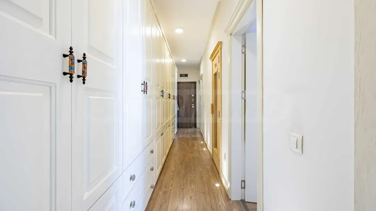 Penthouse with Stunning Vitosha Views - Image 2