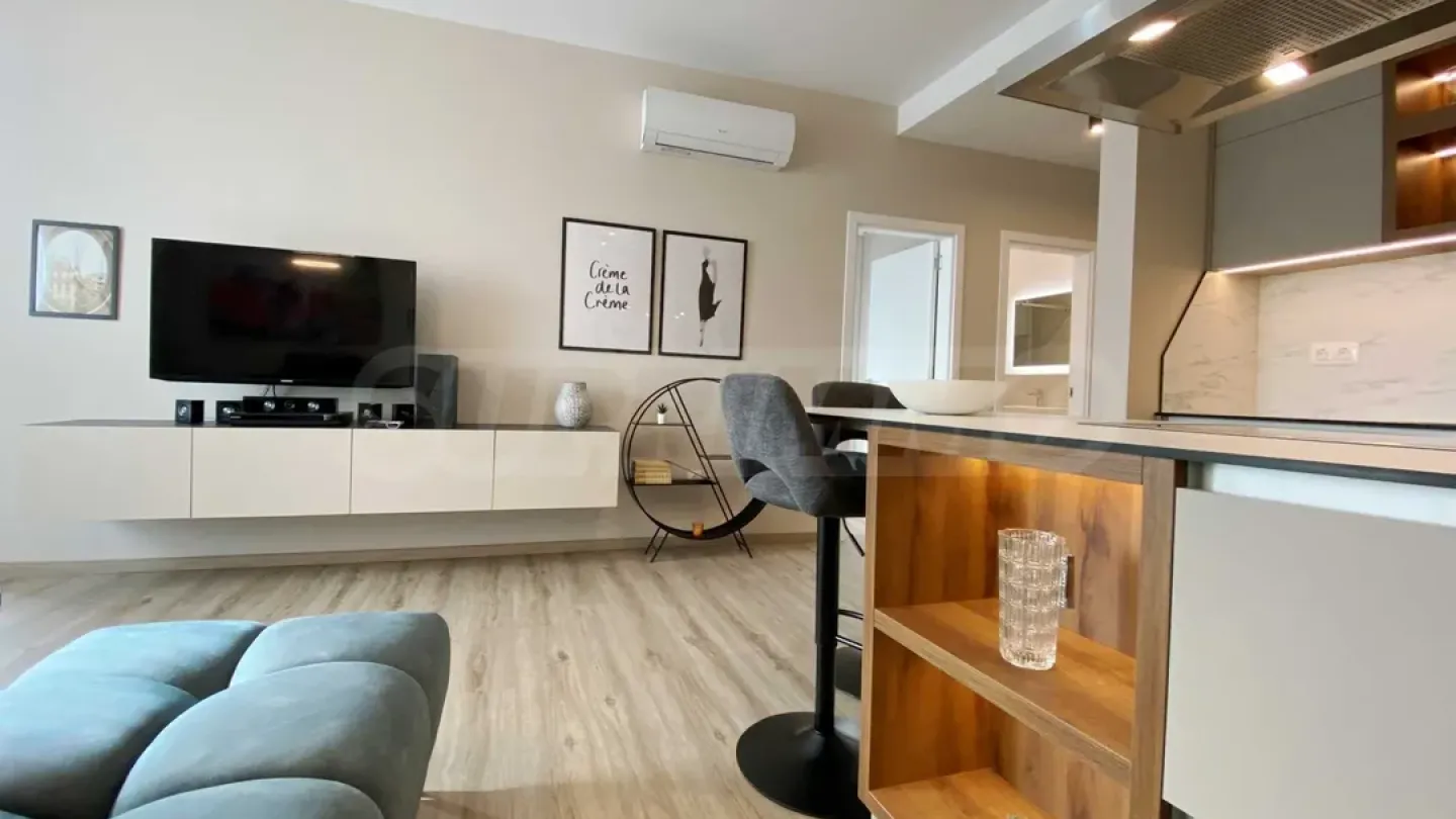 Stylish 1-Bedroom Apartment in Central Plovdiv – Fully Furnished - Image 4