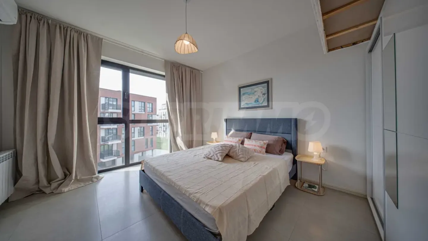 Spacious, Furnished Apartment in Sofia with Parking - Image 1