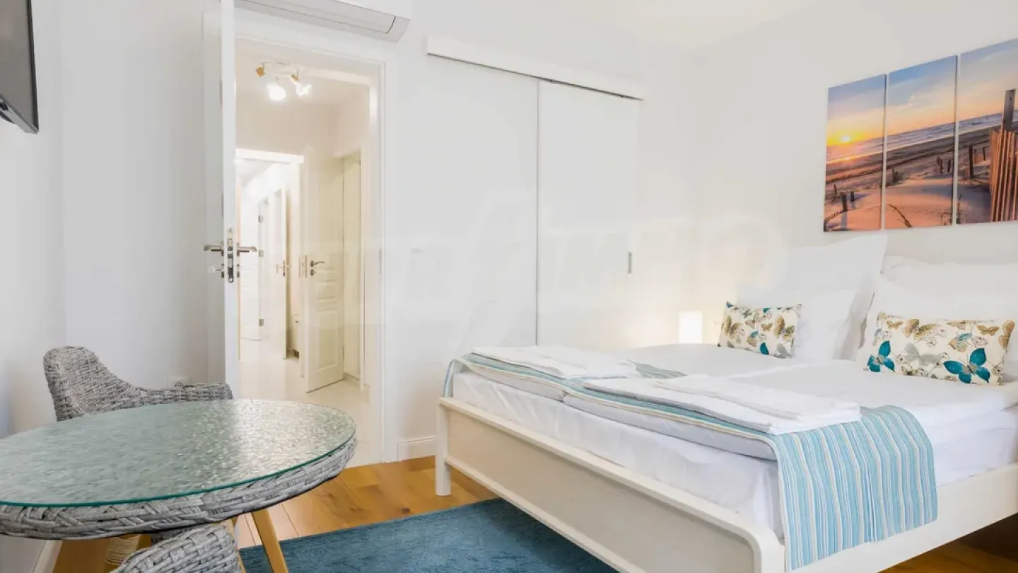 Spacious, Fully Furnished 3-Bedroom Apartment in Varna's Heart - Image 5