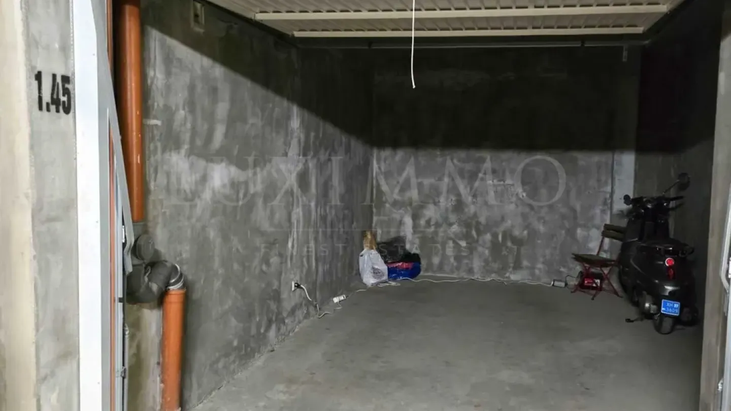 Spacious Fully Furnished Penthouse with Terrace in Ohrid Hills, Sofia - Image 3