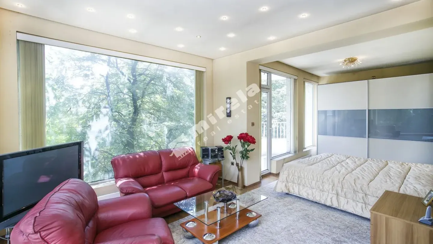 Spacious Fully Furnished House in Varna City Center. - Image 3