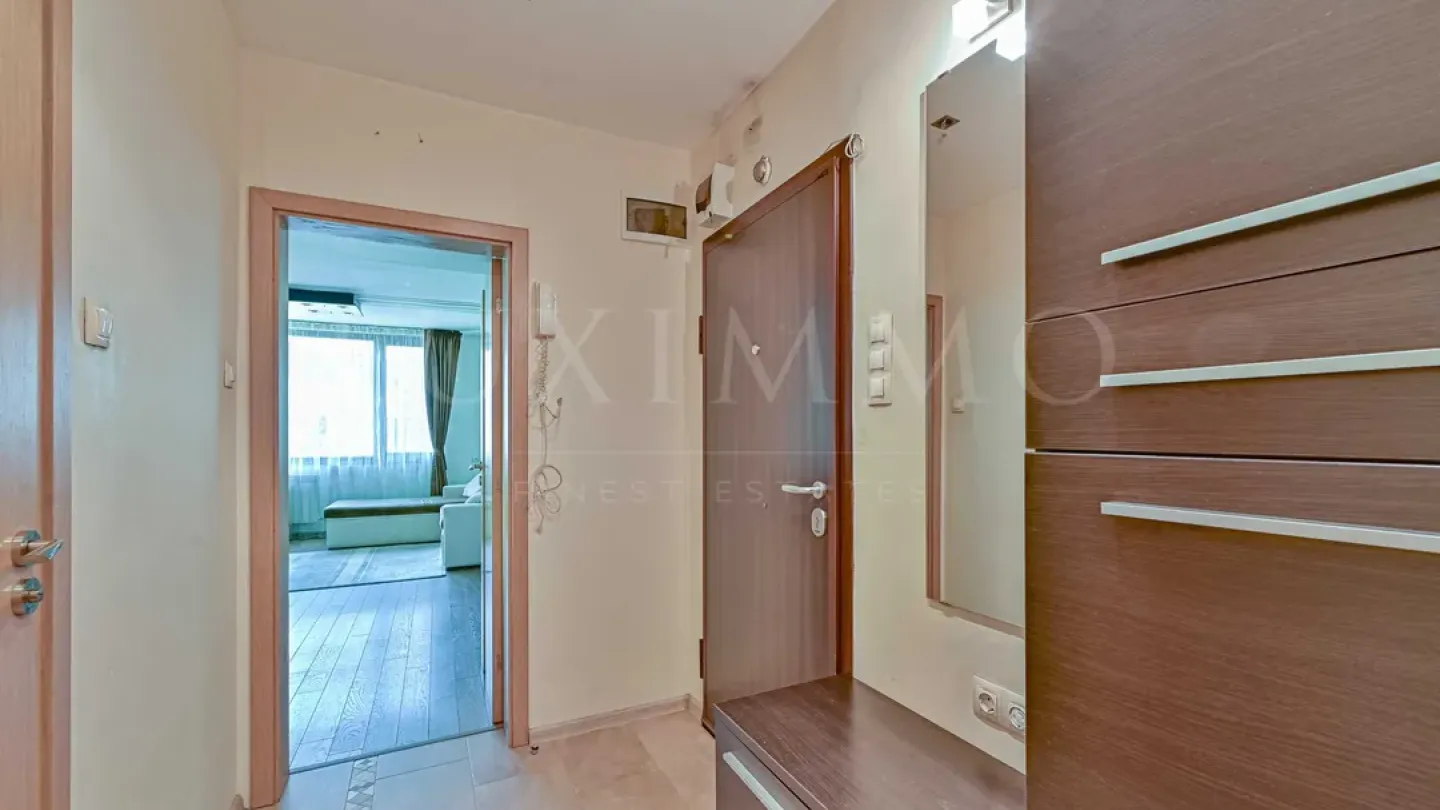 Spacious Fully Furnished Apartment Near South Park, Sofia - Image 2