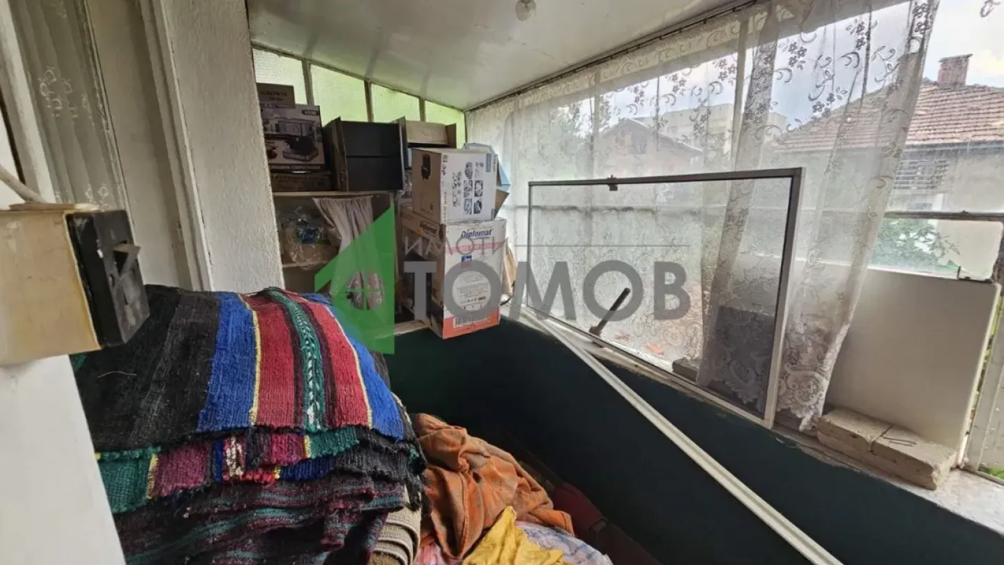 Spacious Fully Furnished House in Makledonki, Stara Zagora - Image 5