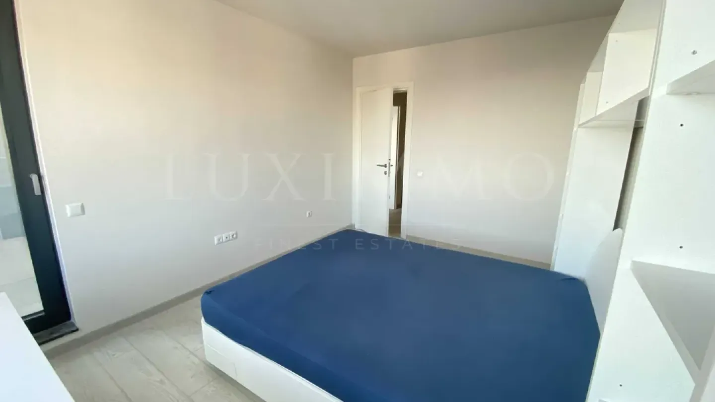 Sea View One-Bedroom Apartment in Varna's "Briz" District - Image 4