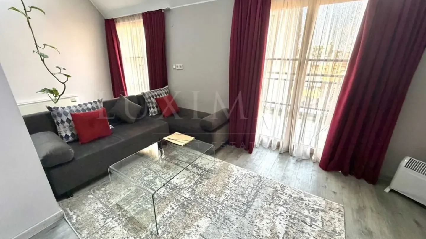 Spacious Fully Furnished Maisonette with Garden in Sofia's Center - Image 4