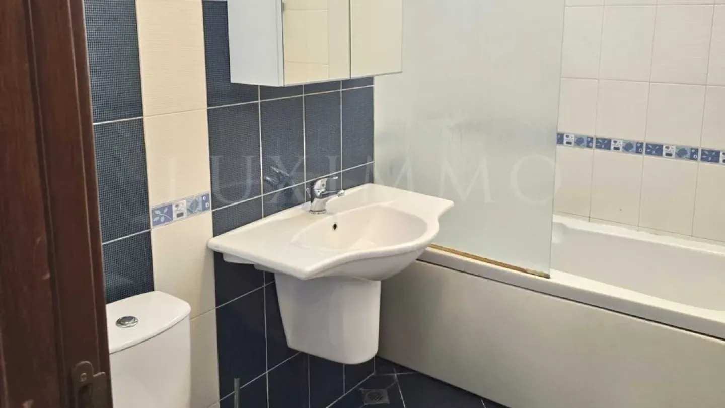 Spacious Fully Furnished Penthouse with Terrace in Ohrid Hills, Sofia - Image 2