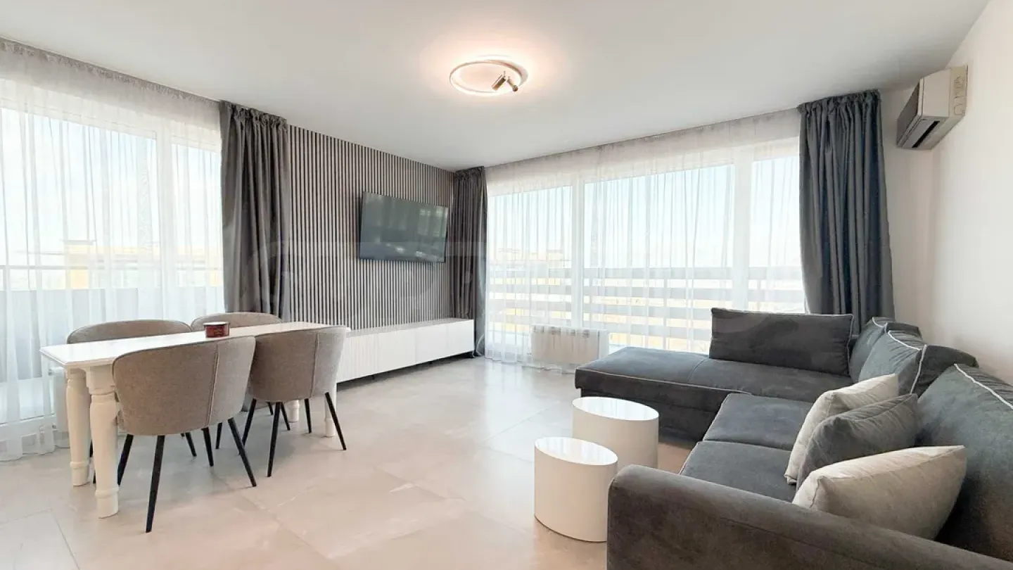 Spacious, Fully Furnished Apartment with Parking in Sofia - Image 3