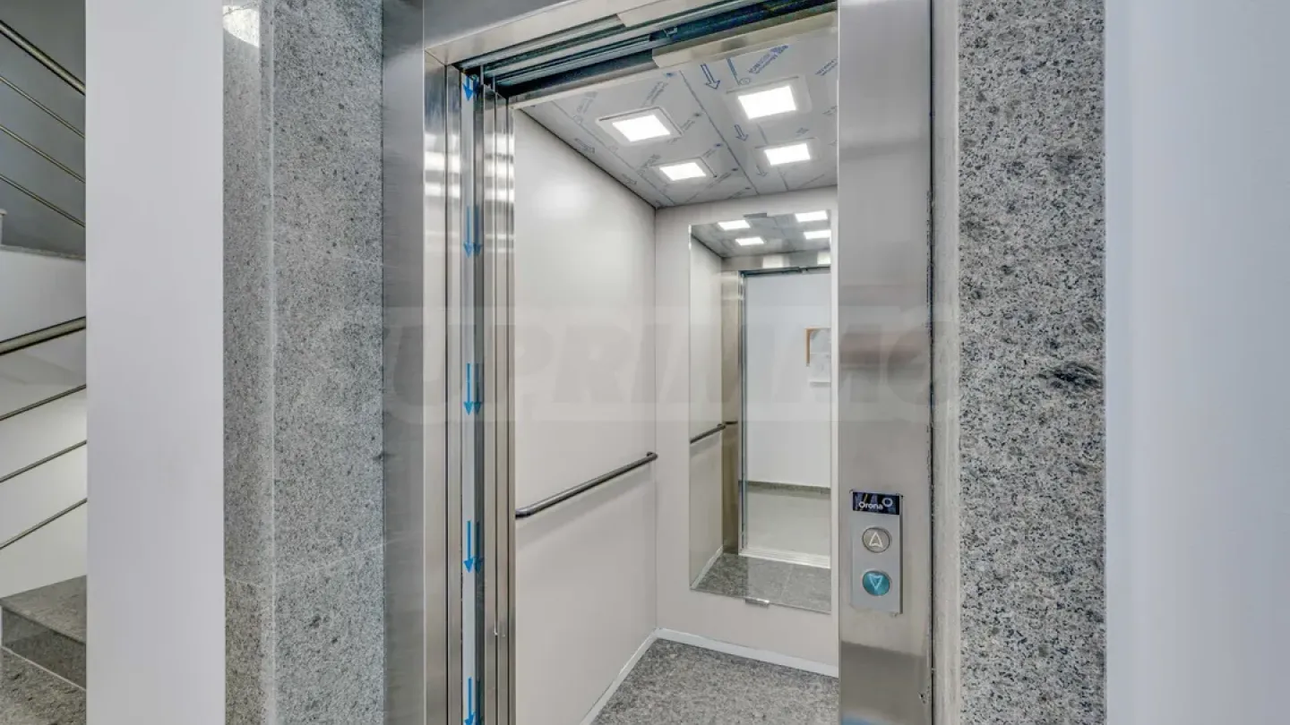 Spacious 2-Bedroom Apartment Near "Nadezhda" Metro - Image 4