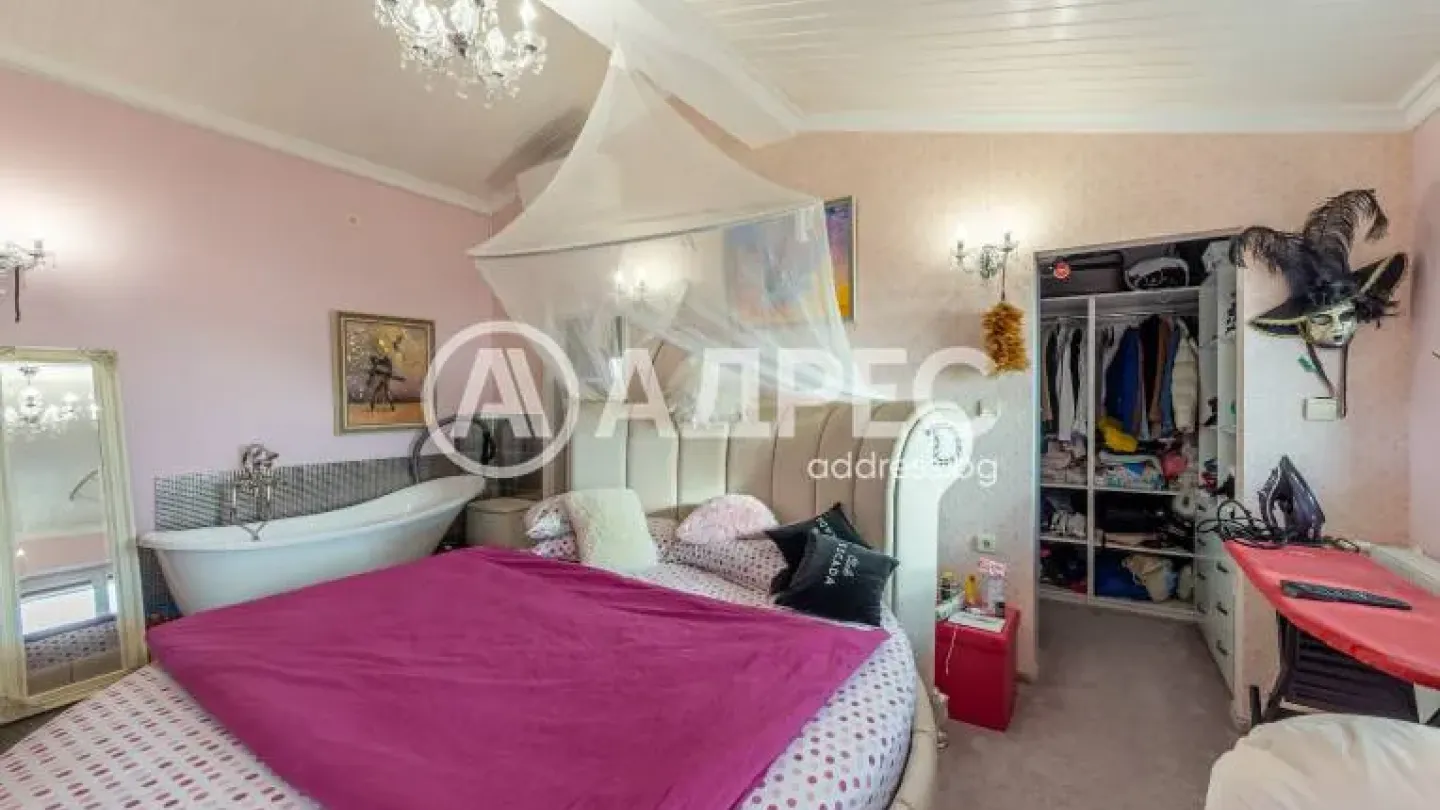 Spacious Villa with Stunning Sea and Forest Views for Sale - Image 4