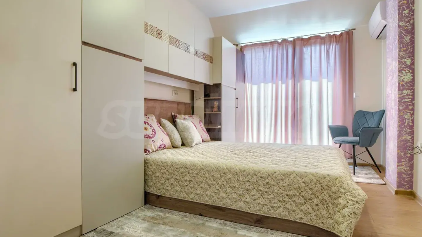 Stylish 2-Bedroom Apartment in Plovdiv Center - Image 1