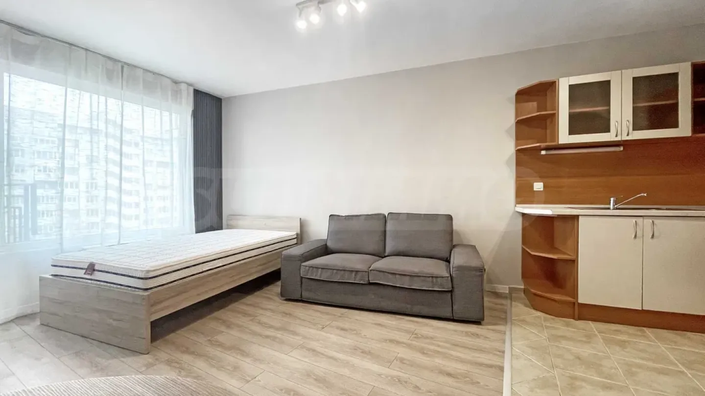 Stylish Studio in Mladost 2, Sofia - Rent Available Now - Image 1