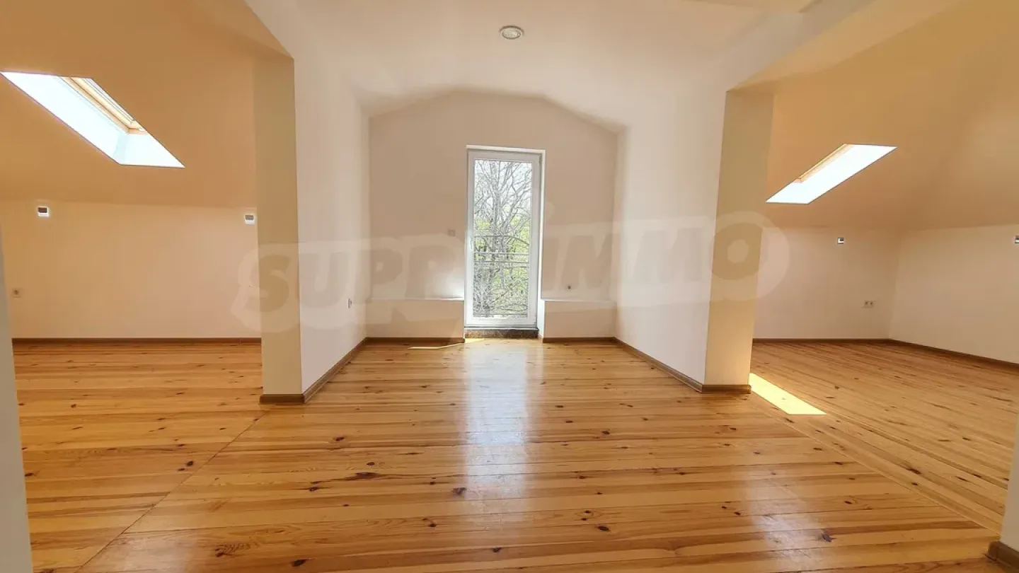 Spacious House in Plovdiv Center Near Dondukova Garden - 4 Bedrooms - Image 5