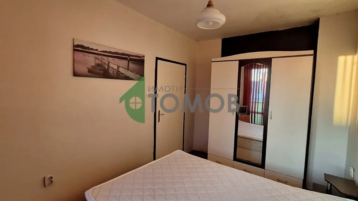 Spacious South-Facing Apartment in Stara Zagora – 45m2 - Image 5