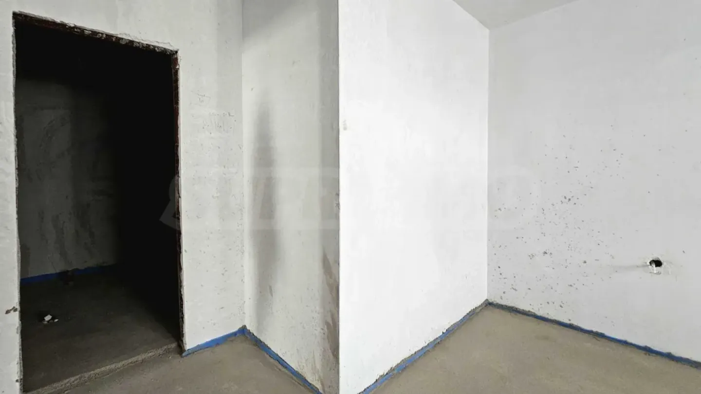 Spacious 3-Bedroom Apartment in Sofia, Bulgaria - Image 3