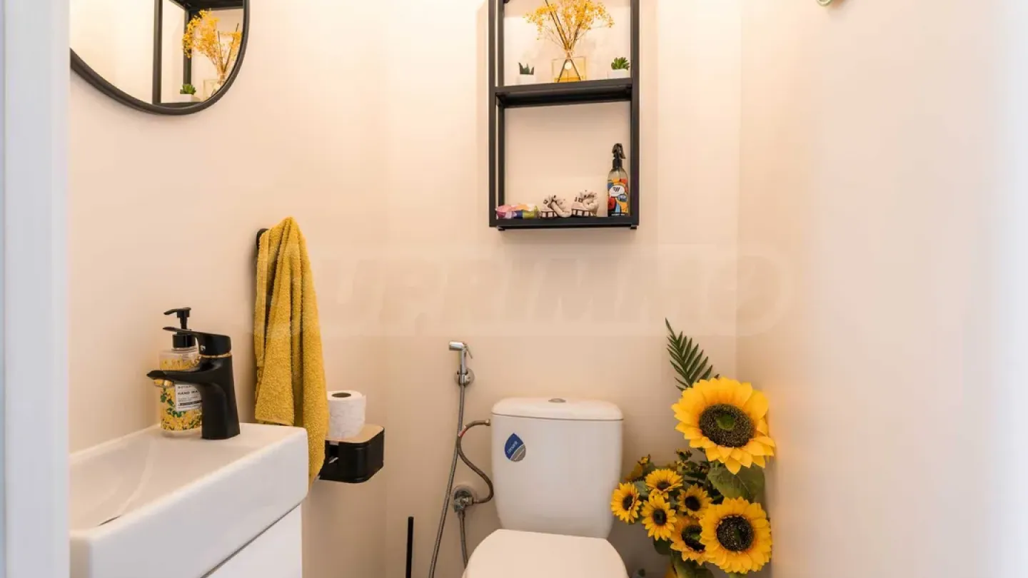 Luxury Penthause with Sea View in Varna - Image 2