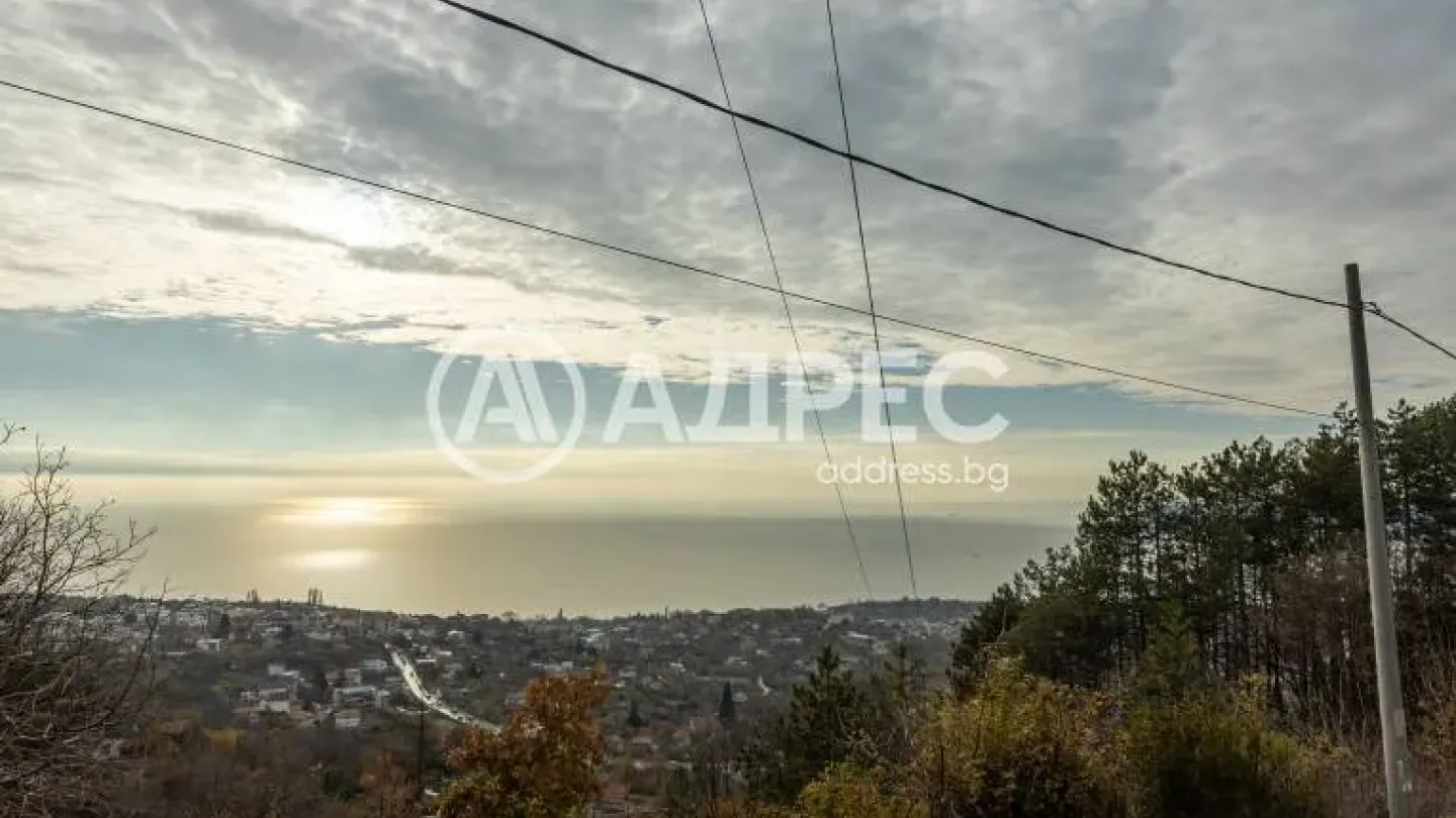 Spacious Villa with Stunning Sea and Forest Views for Sale - Image 2