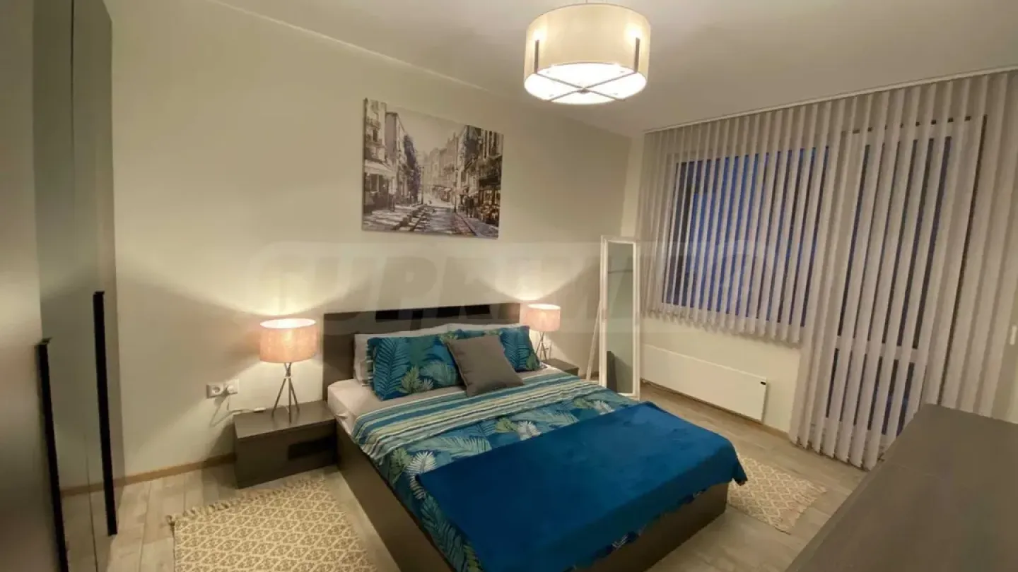 Spacious, Fully Furnished Apartment with Sea Views in Varna - Image 2