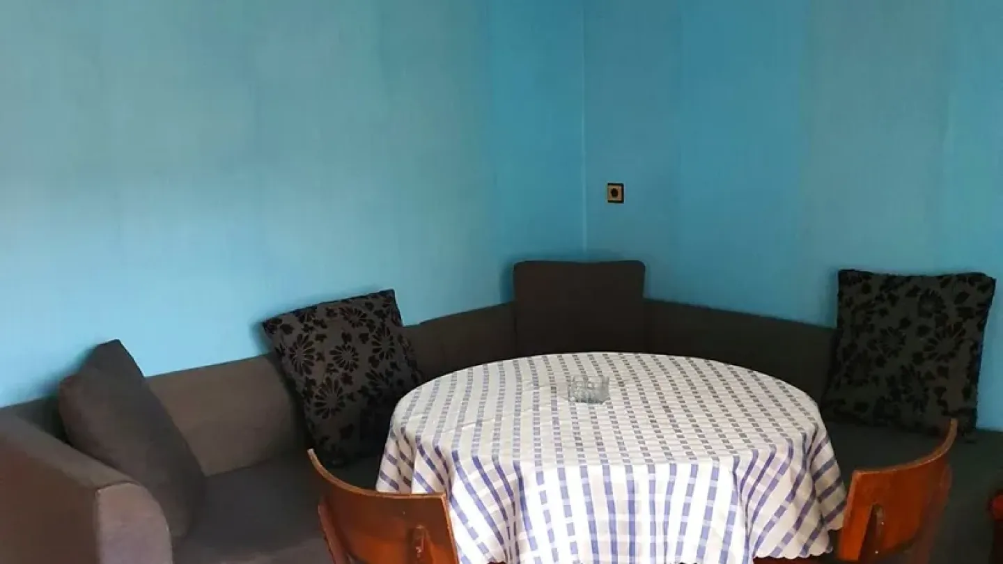 Charming Two-Bedroom House with Garden in Varna’s Troшеvo - Image 4