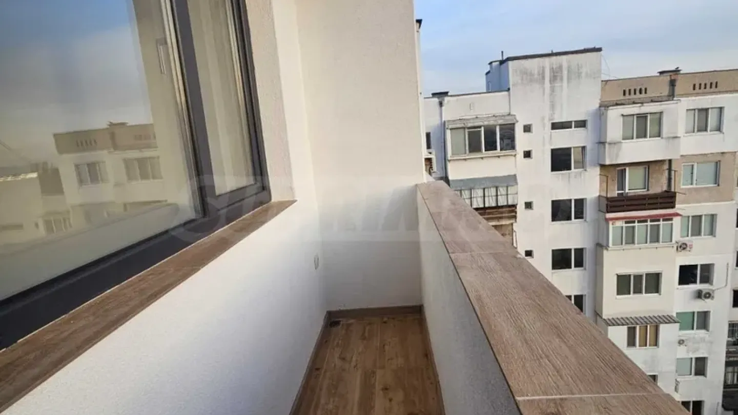 Spacious Apartment with Panoramic Views in Varna, Bulgaria - Image 1