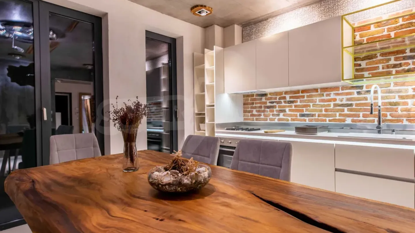 Luxury Sea View Apartment in Varna - Image 5